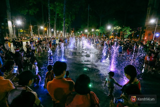 Công viên Văn Lang ở Sài Gòn lột xác, trở thành quảng trường nhạc nước lung linh như phố đi bộ Nguyễn Huệ - Ảnh 14.