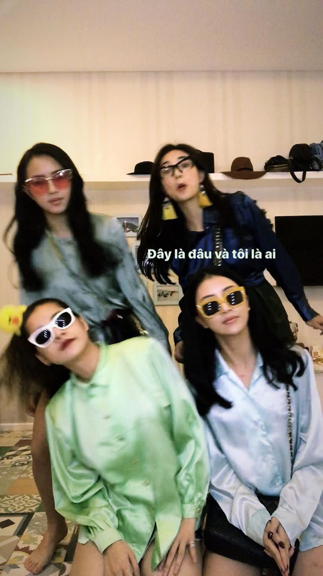 Khoảnh khắc hot nhất ng&agrave;y: Khi 4 hotgirl h&agrave;ng đầu chị chị em em s&aacute;t c&aacute;nh c&ugrave;ng nhau! - Ảnh 1.
