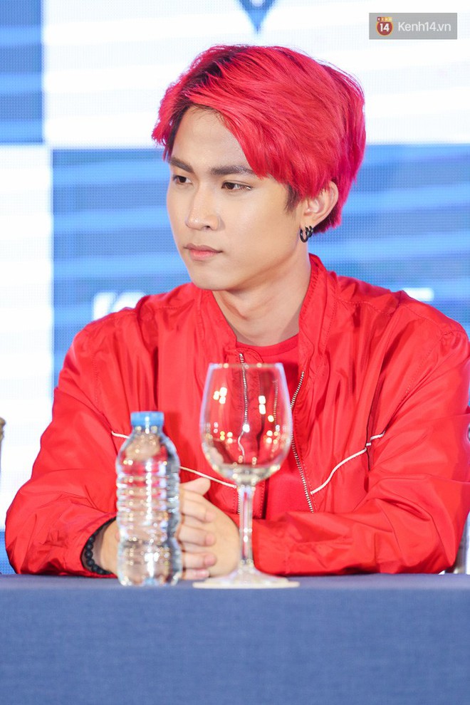 Uni5 phi&ecirc;n bản 6 th&agrave;nh vi&ecirc;n: Ch&uacute;ng t&ocirc;i học hỏi m&ocirc; h&igrave;nh Kpop để s&aacute;ng tạo chứ kh&ocirc;ng phải sao ch&eacute;p - Ảnh 6.