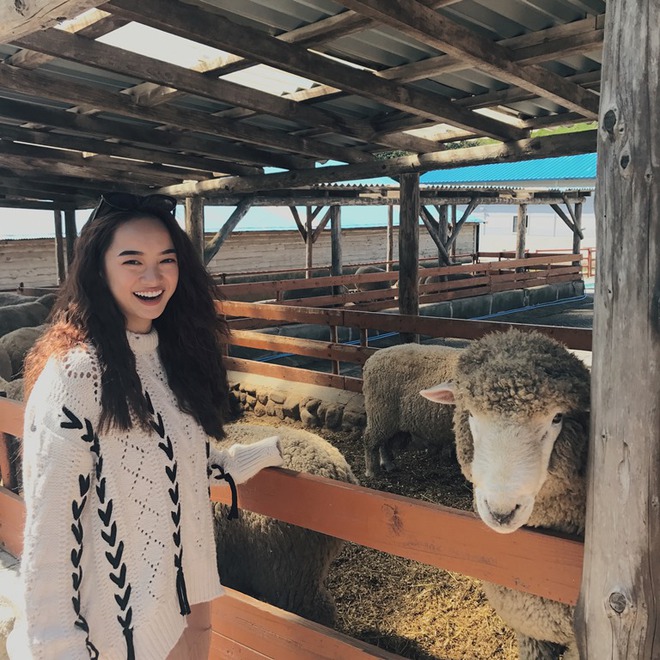 Kaity Nguyễn bất ngờ trở th&agrave;nh host loạt chương tr&igrave;nh về l&agrave;m đẹp, du lịch, ẩm thực tại H&agrave;n Quốc - Ảnh 1.