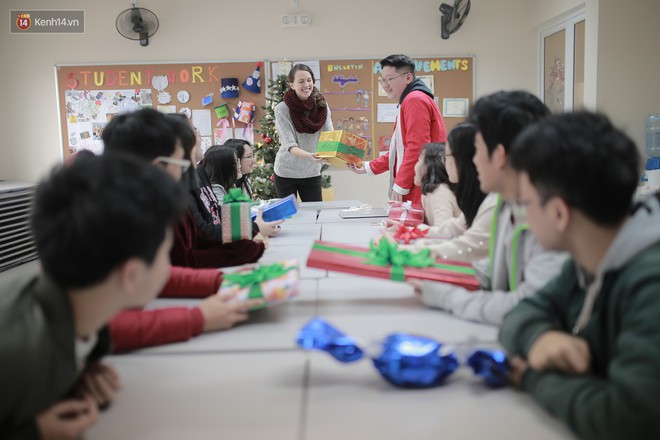 Học sinh ở c&aacute;c trường quốc tế hiện đại nhất nh&igrave; H&agrave; Nội đ&oacute;n Noel như thế n&agrave;o? - Ảnh 2.