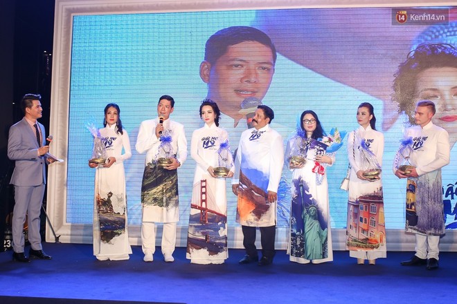 Bình Minh - Mai Thu Huyền diện áo dài trắng in tên phim mình đóng trong buổi ra mắt - Ảnh 12.