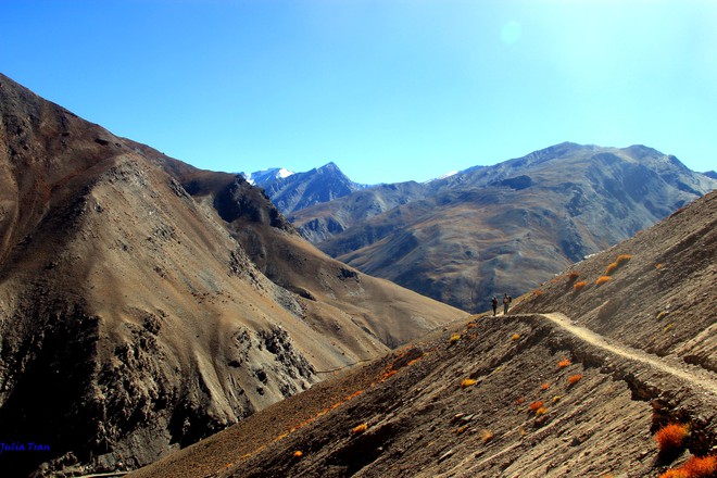 Mùa thu ở Ladakh: Hành trình trải nghiệm của 1 phụ nữ Việt đến nơi đẹp tựa “thiên đường ẩn giấu” ở Ấn Độ - Ảnh 10.