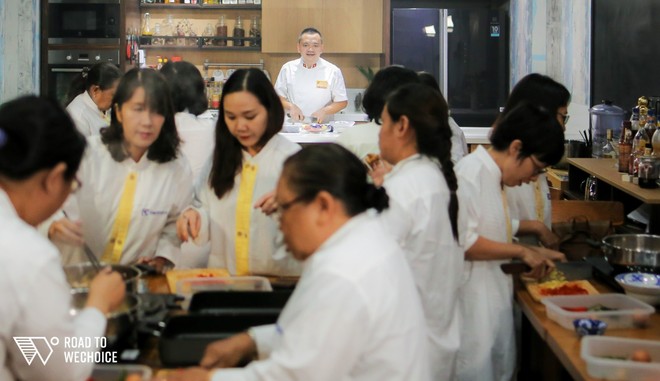 Si&ecirc;u đầu bếp V&otilde; Quốc: H&atilde;y qu&acirc;n tử với đam m&ecirc;, cuộc đời sẽ qu&acirc;n tử với bạn - Ảnh 6.