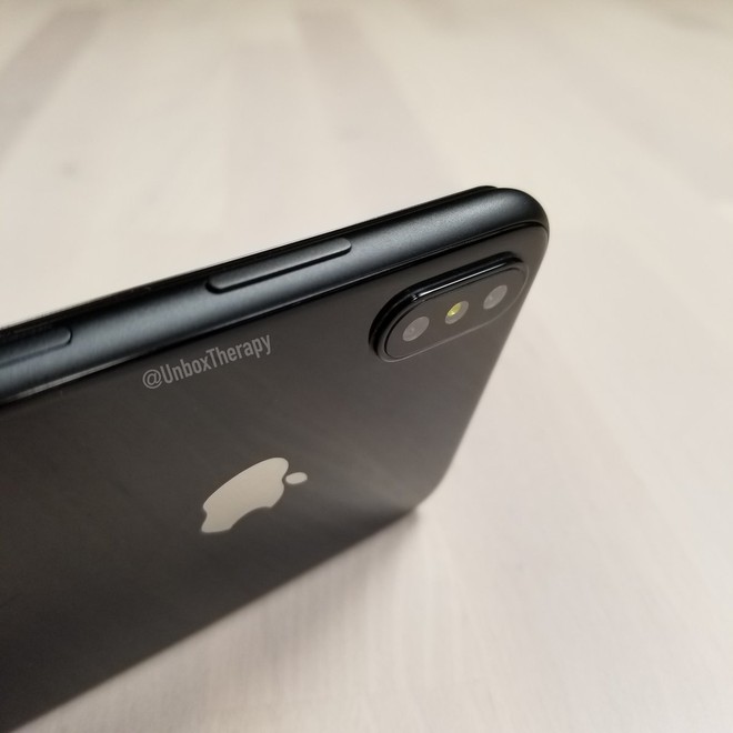 N&Oacute;NG: Đ&acirc;y đ&iacute;ch thực l&agrave; thiết kế của iPhone 8 rồi, bạn sẽ phải mỉm cười th&ocirc;i - Ảnh 5.