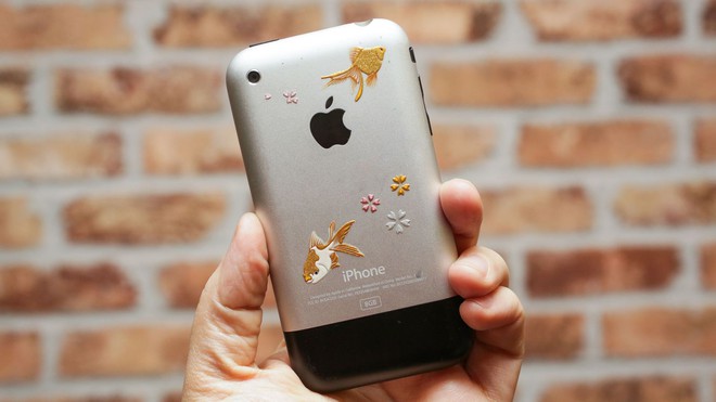 Chỉ mặt, điểm t&ecirc;n những sự tồi tệ tr&ecirc;n iPhone suốt 10 năm qua - Ảnh 1.