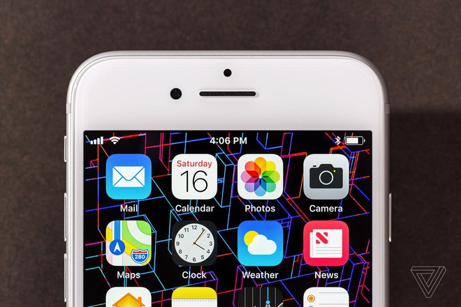 Apple thừa nhận iPhone 8 c&oacute; lỗi g&acirc;y kh&oacute; chịu cho người d&ugrave;ng - Ảnh 1.