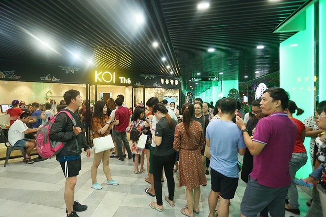 Thuận Kiều Plaza chính thức đổi tên thành The Garden Mall, hàng nghìn người Sài Gòn chen nhau vào khám phá trong ngày khai trương - Ảnh 13.