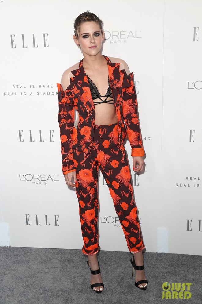 Kristen Stewart nữ t&iacute;nh ng&agrave;y n&agrave;o giờ cắt t&oacute;c ngắn, lộ ngực phẳng lỳ như đ&agrave;n &ocirc;ng - Ảnh 1.