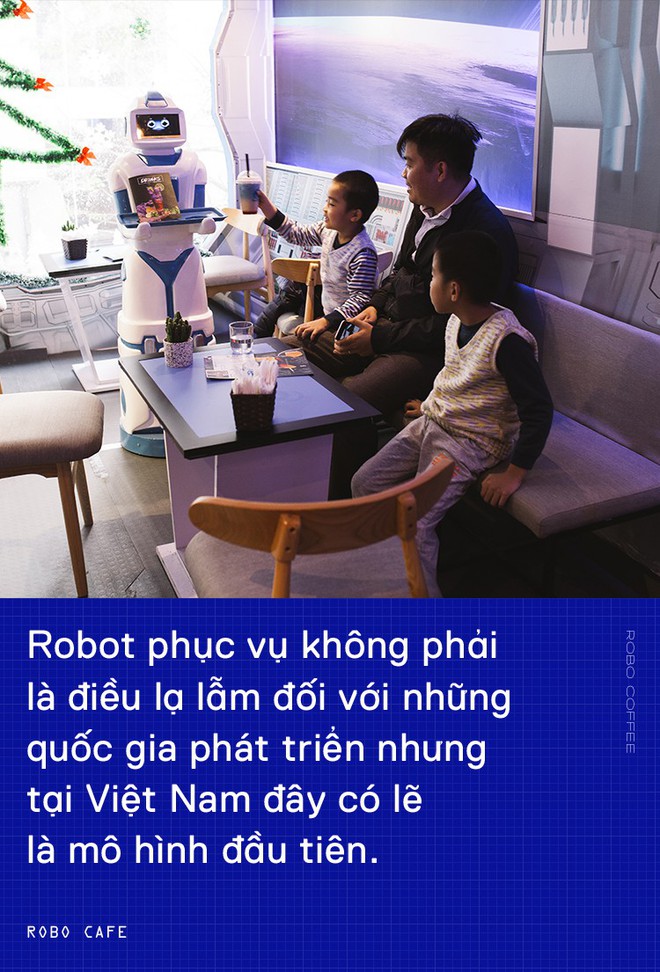 Chàng trai 8X mở quán cafe robot độc đáo ngay giữa Hà Nội - Ảnh 5.