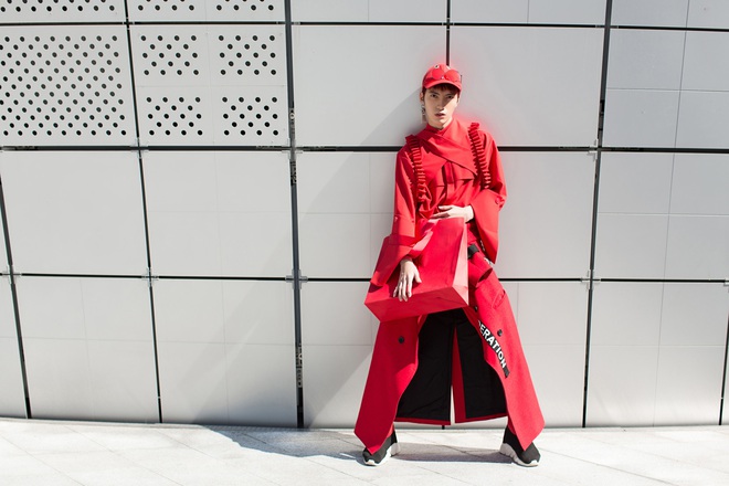 Ninh Dương Lan Ngọc quái đến không nhận ra, Hoa hậu Jolie Nguyễn sexy tại Seoul Fashion Week - Ảnh 13.