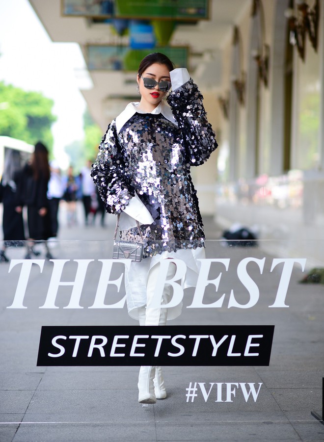 Street style VIFW ngày 4: Bộ tứ Vietnams Next Top Model diện tông trầm nhưng nổi bật, giới trẻ Hà Thành vẫn chung thủy với màu mè - Ảnh 3.