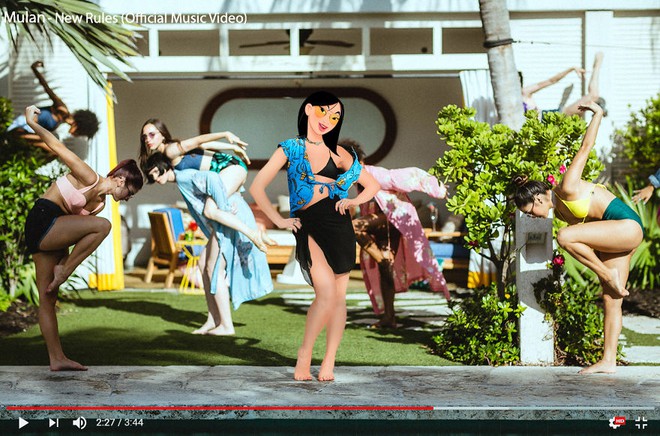 Hé lộ MV ca nhạc của các công chúa Disney khi thoát xác trở thành ca sĩ - Ảnh 15.