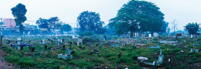 Cuộc sống của những người d&acirc;n cuối c&ugrave;ng trong nghĩa trang lớn nhất S&agrave;i G&ograve;n - Ảnh 16.