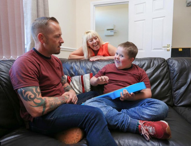 Đ&ocirc;i vợ chồng chia sẻ b&iacute; quyết hạnh ph&uacute;c: Anh ở nh&agrave; anh, t&ocirc;i ở nh&agrave; t&ocirc;i - Ảnh 2.