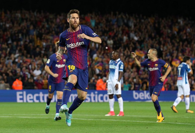 Messi lập hat-trick, Barca thắng 5 sao để hơn Real 4 điểm - Ảnh 4.