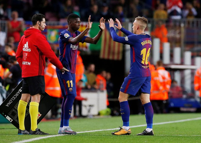 Messi lập hat-trick, Barca thắng 5 sao để hơn Real 4 điểm - Ảnh 8.