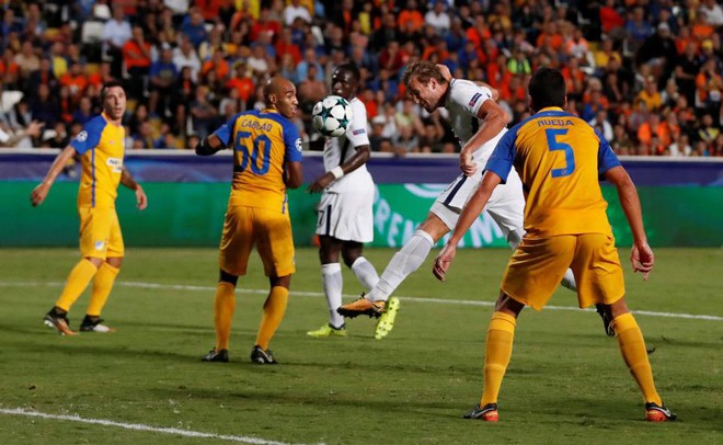 Harry Kane lập hat-trick gi&uacute;p Tottenham đ&aacute;nh sập ph&aacute;o đ&agrave;i Neo GSP - Ảnh 4.