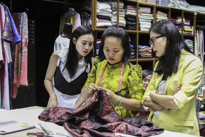 L&agrave; đả nữ nhưng Ng&ocirc; Thanh V&acirc;n cũng phải trầy trật với c&acirc;y kim, sợi chỉ - Ảnh 9.