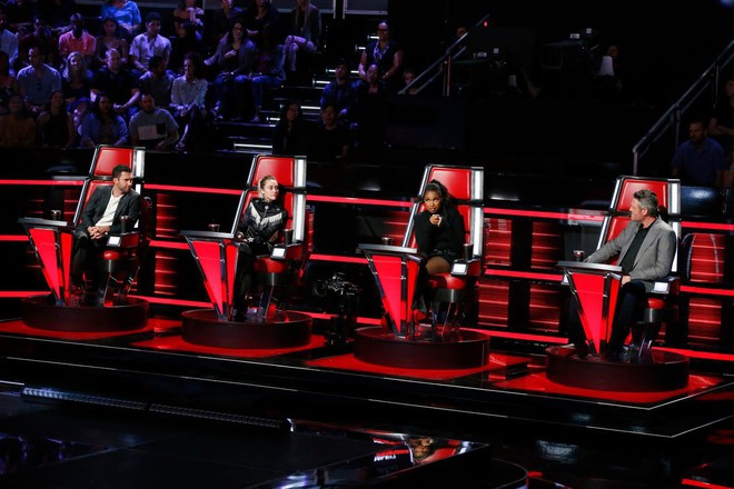 The Voice Mỹ: Tuyển nam vào cho vui thôi chứ Miley Cyrus lại đưa team về 100% nữ rồi! - Ảnh 1.