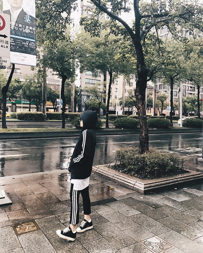 Chỉ cao 1m55 nhưng Phương Ly mặc đồ oversize l&uacute;c n&agrave;o cũng đẹp hết nấc - Ảnh 6.