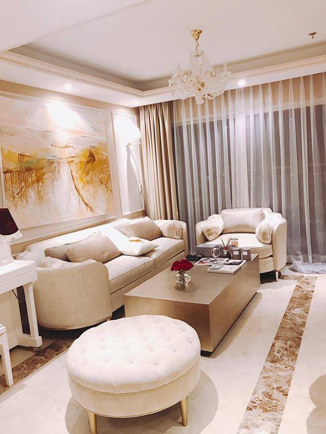 Loạt ảnh hiếm hoi về không gian sống sang chảnh của Hoa hậu Phạm Hương - Ảnh 1. Loạt ảnh hiếm hoi về không gian sống sang chảnh của Hoa hậu Phạm Hương - Ảnh 1.