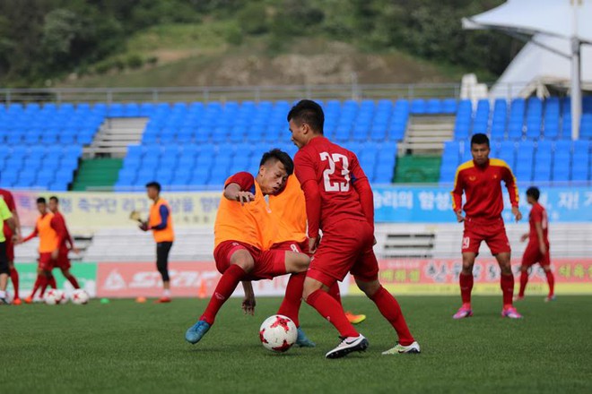 U20 Việt Nam chốt danh sách: Tiến Anh nhận vé vớt, Thanh Hậu ngậm ngùi - Ảnh 2.