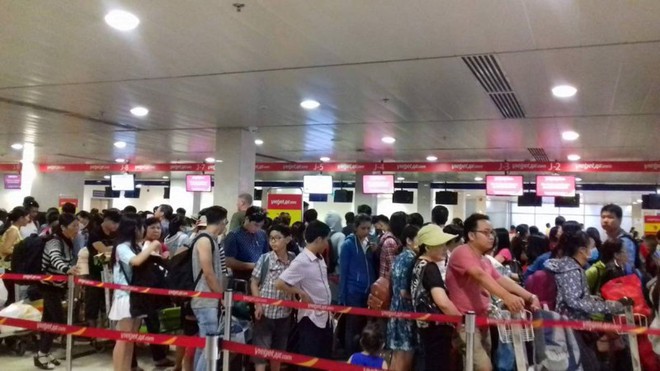 Do lỗi kỹ thuật, một chuyến bay phải ho&atilde;n hơn 5 giờ - Ảnh 2.