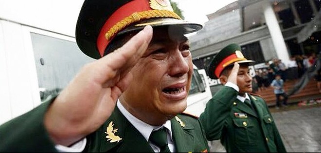 Tr&ograve;n một năm 10 phi c&ocirc;ng hy sinh: Bay đi đ&agrave;n sếu, b&igrave;nh y&ecirc;n n&agrave;y sẽ m&atilde;i m&atilde;i khắc ghi&hellip; - Ảnh 1.