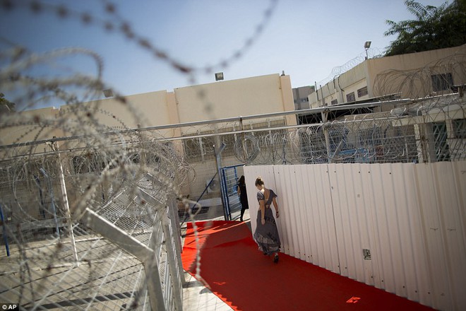 Chùm ảnh: Cuộc sống bên trong nhà tù nữ duy nhất ở Israel - Ảnh 12.