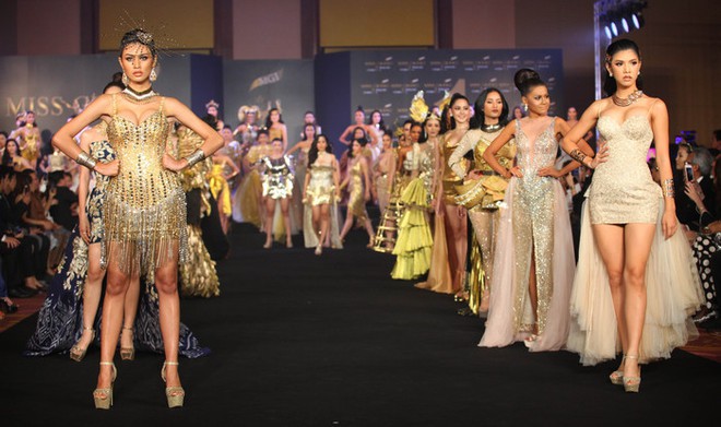 Cho&aacute;ng ngợp với vẻ đẹp lộng lẫy của c&aacute;c th&iacute; sinh Miss Grand Thailand 2017 - Ảnh 1.