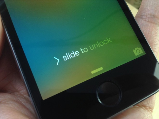 Đằng sau sự ra đời của Slide to Unlock trên iPhone là rất nhiều câu chuyện thú vị - Ảnh 2.
