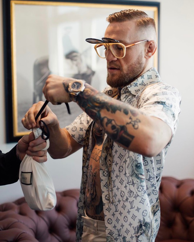 Không chỉ là võ sĩ triệu đô, Conor McGregor còn là một đầu giày hạng nặng với gu thời trang cực kỳ xuất sắc! - Ảnh 13.