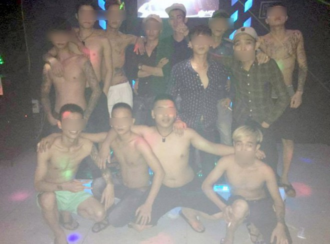 Đo&agrave;n c&ocirc;n đồ mang s&uacute;ng, dao kiếm truy s&aacute;t kinh ho&agrave;ng l&agrave;ng qu&ecirc; Hải Dương: Lời kể kinh h&atilde;i của nạn nh&acirc;n - Ảnh 1.