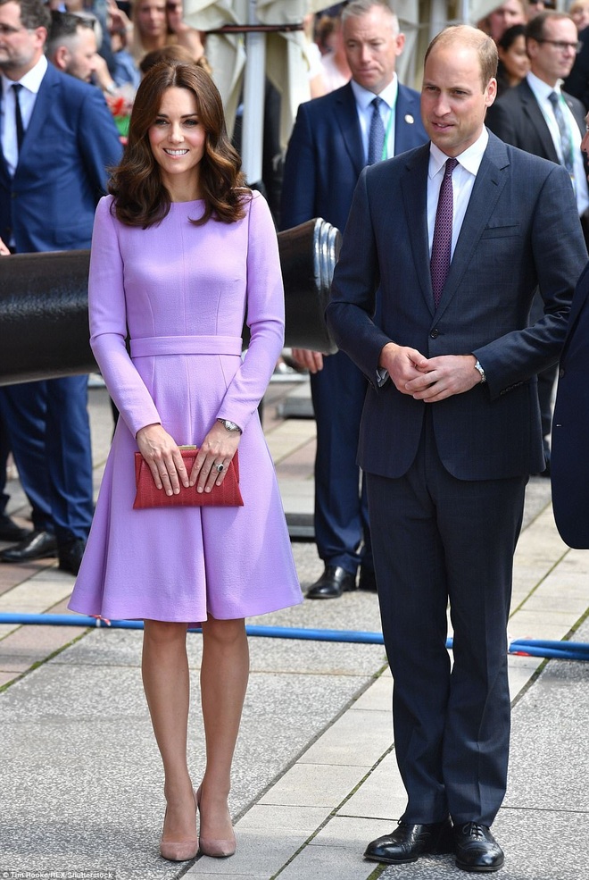 Ít ai biết được rằng Công nương Kate và Hoàng tử William luôn chủ ý diện đồ “tông xuyệt tông” - Ảnh 1.