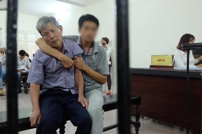 Hà Nội: Đối tượng 79 tuổi hiếp dâm bé gái bị phạt 8 năm tù - Ảnh 3.