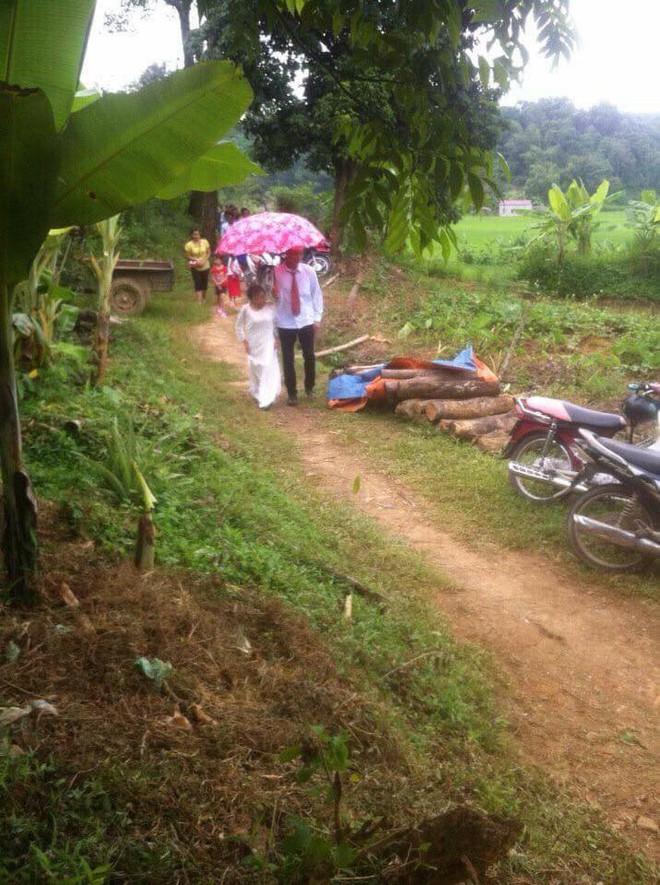 Bị gia đ&igrave;nh ngăn cản v&igrave; c&ocirc; d&acirc;u thấp c&ograve;i suy dinh dưỡng, ch&uacute; rể Lạng Sơn vẫn quyết về chung 1 nh&agrave; - Ảnh 4.