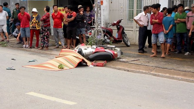 TP. HCM: Cô gái trẻ tử vong thương tâm dưới bánh xe tải - Ảnh 2.