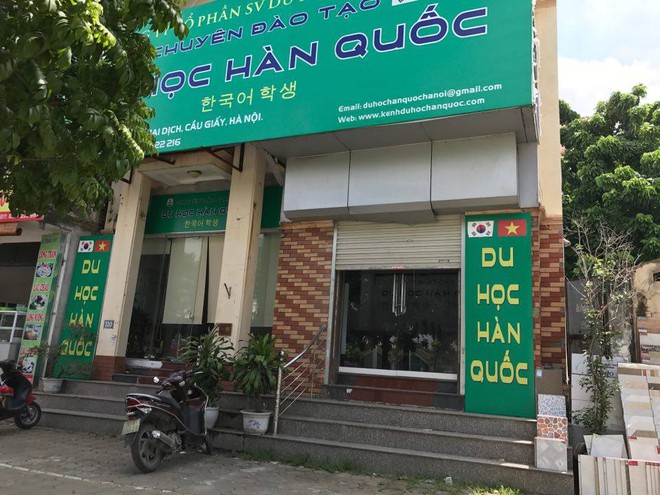 Hà Nội: Đòi tiền cọc không thành, nam sinh cầm dao cứa cổ nữ giám đốc trung tâm du học - Ảnh 1.