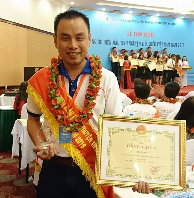 Qua lời kể của những người từng c&oacute; dịp gặp gỡ, người ta mới hiểu tấm l&ograve;ng y đức của Viện trưởng Viện huyết học truyền m&aacute;u TW - Ảnh 4.