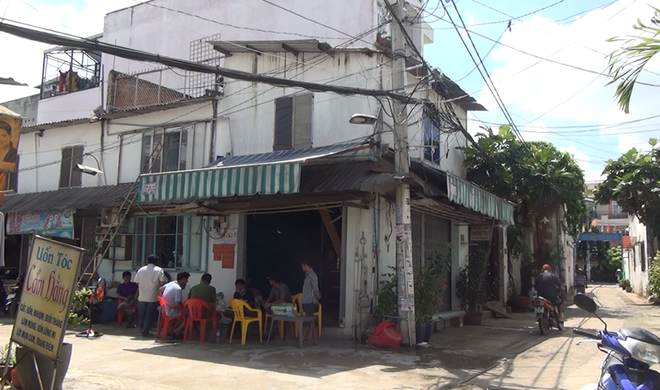 TP. HCM: Chia tay bạn gái không lâu, nam thanh niên được phát hiện treo cổ tự tử trong phòng trọ - Ảnh 1.