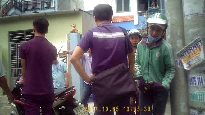 Nam thanh niên dùng dao đâm tài xế GrabBike ở Sài Gòn, toan cướp tài sản - Ảnh 2.