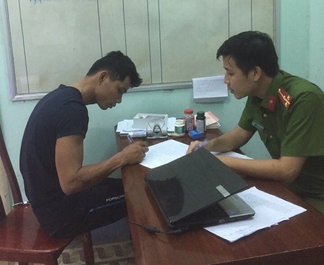 Nam thanh ni&ecirc;n đục k&eacute;t trộm t&agrave;i sản rồi quay lại trả sổ đỏ cho khổ chủ - Ảnh 2.