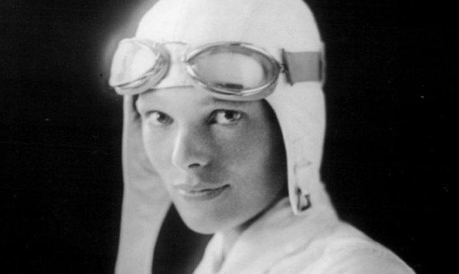 Vụ mất tích bí ẩn chấn động thế giới: Phi công huyền thoại Amelia Earhart mãi nằm xuống đáy Thái Bình Dương - Ảnh 1.