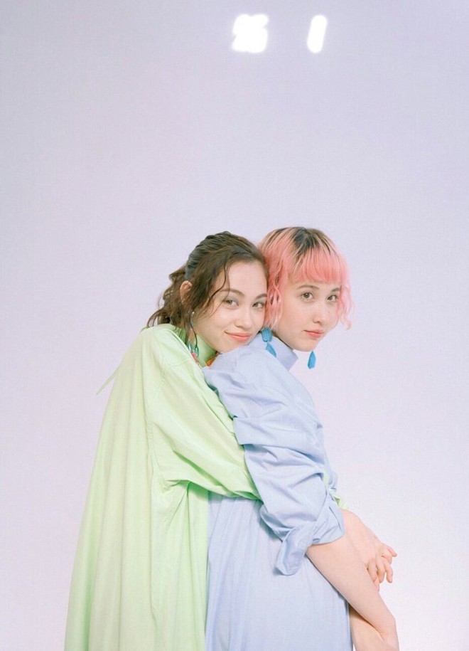 Bạn g&aacute;i tin đồn của G-Dragon Kiko Mizuhara ra mắt thương hiệu thời trang ri&ecirc;ng - Ảnh 1.