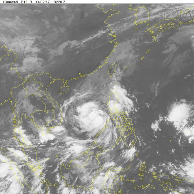 Áp thấp nhiệt đới đã mạnh lên thành bão, các tỉnh Nam Trung Bộ biển động, gió giật mạnh từ đêm nay - Ảnh 2.