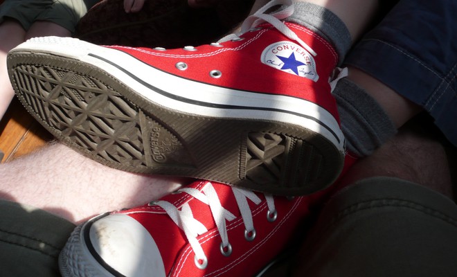 Top 6 mẫu sneakers tuyệt đẹp từ thời &ocirc;ng b&agrave; anh khiến t&iacute;n đồ thời trang ho&agrave;i cổ m&ecirc; t&iacute;t - Ảnh 42.