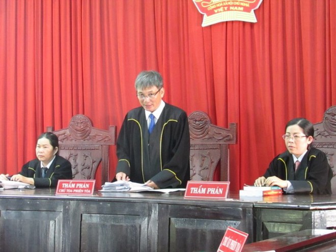 T&ograve;a miễn h&igrave;nh phạt cho cụ &ocirc;ng 84 tuổi bị con đ&ograve;i bỏ t&ugrave; - Ảnh 2.