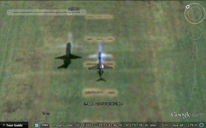 Bóng máy bay bí ẩn giữa rừng thủy điện Trị An được Google chụp lại: Đã có lời giải thích xác đáng! - Ảnh 7.