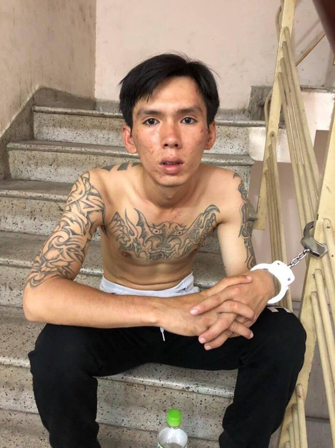 Nam thanh ni&ecirc;n t&aacute;o tợn cướp d&acirc;y chuyền v&agrave;ng của nữ du kh&aacute;ch ngoại quốc ở trung t&acirc;m S&agrave;i G&ograve;n - Ảnh 1.